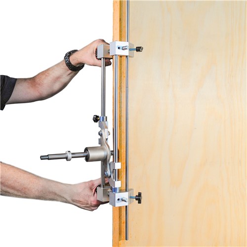 AR-LM2 tighten handles_2